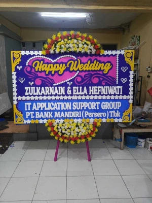Papan Bunga di Cicadas Binong